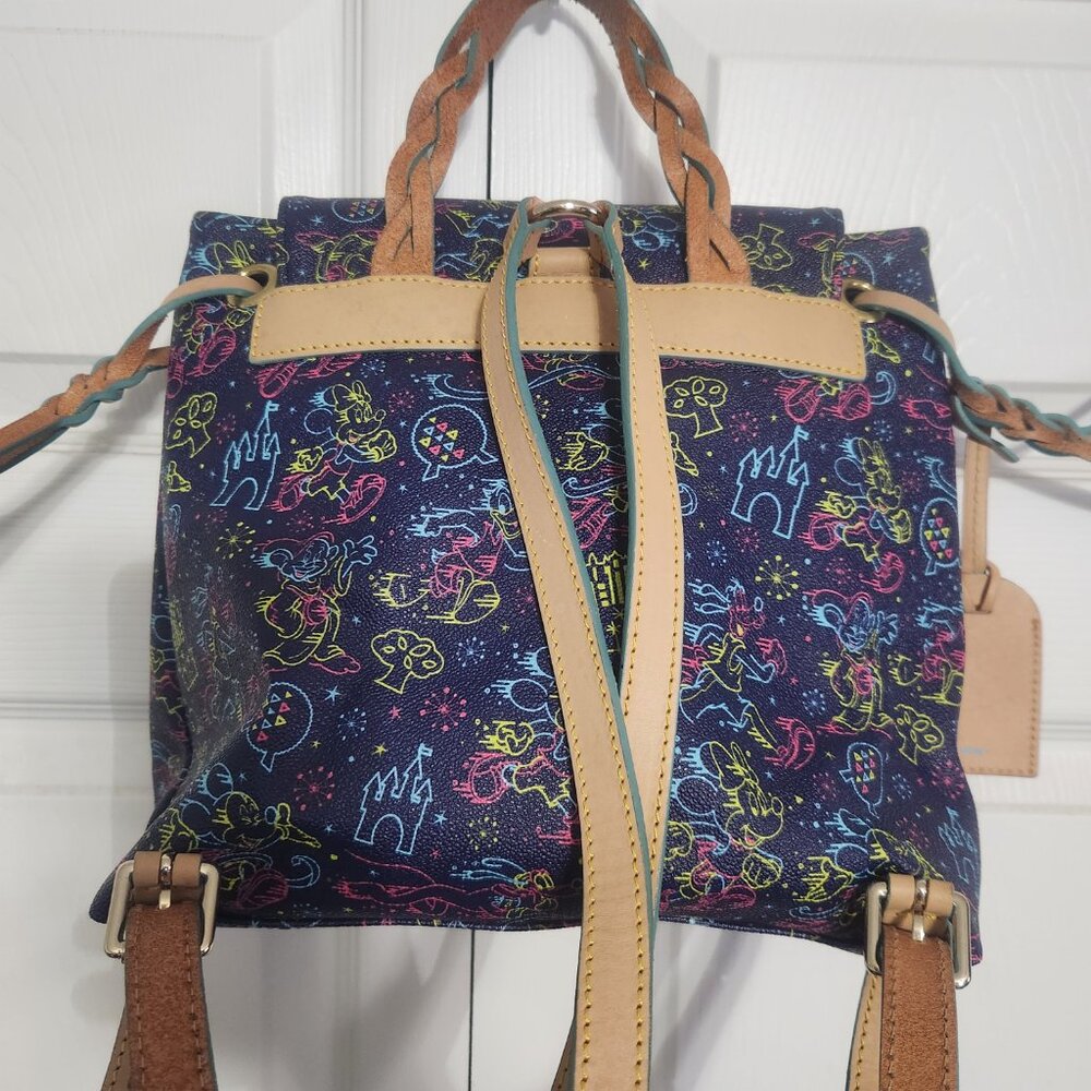 RARE Disney Dooney & Bourke 2016 WDW RunDisney Marathon Weekend Backpack - Picture 4 of 10